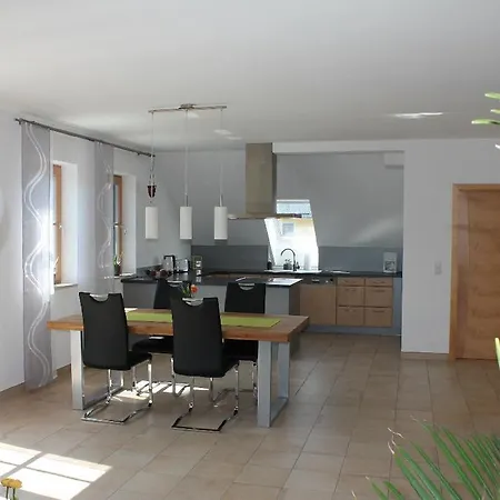 Apartament Faber Mit Grossem Suedbalkon Essing
