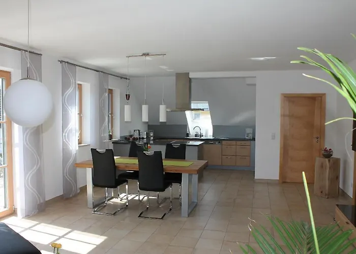 Appartement Faber Mit Grossem Suedbalkon Essing